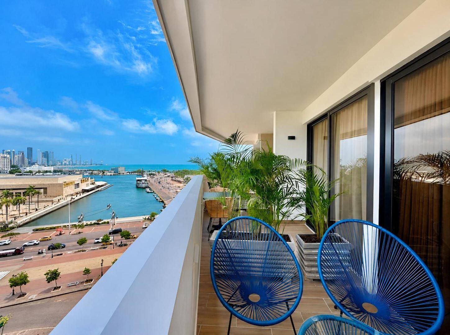 En El Centro Histórico Con Vista Privilegiada Apartamento *